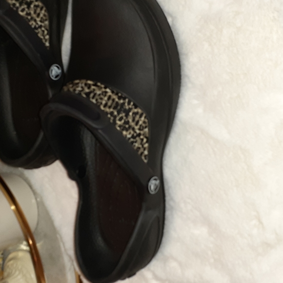 Crocs - Picture 2 of 7